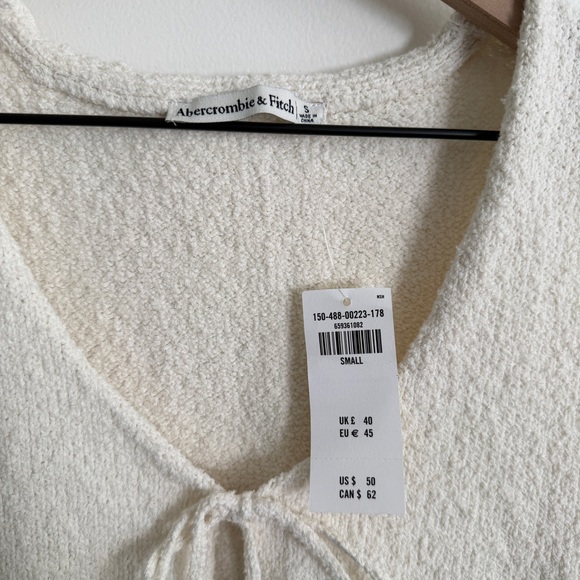 NWT Abercrombie & Fitch Textured Tie Front Vest - Picture 3 of 4